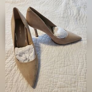 Kenneth Cole Romi Suede Size 10 Pumps
